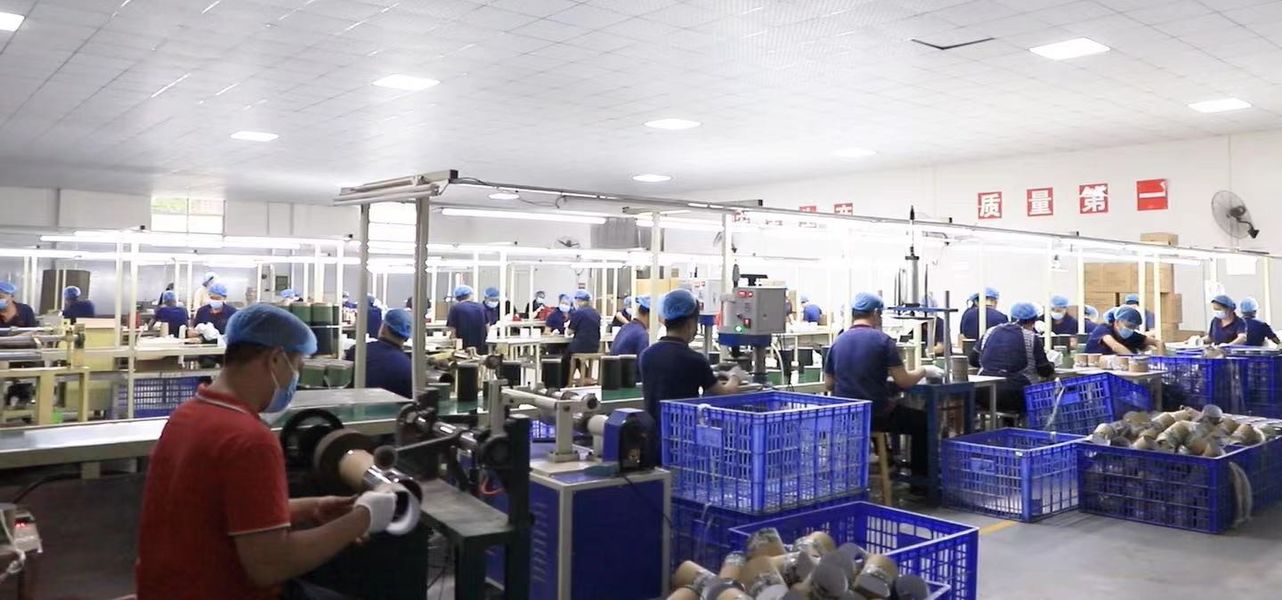 Dongguan Yongjian Paper Products Co., Ltd 製造者の生産ライン
